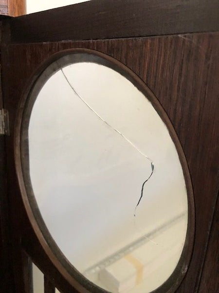 Wall chiming clock Carousel 3