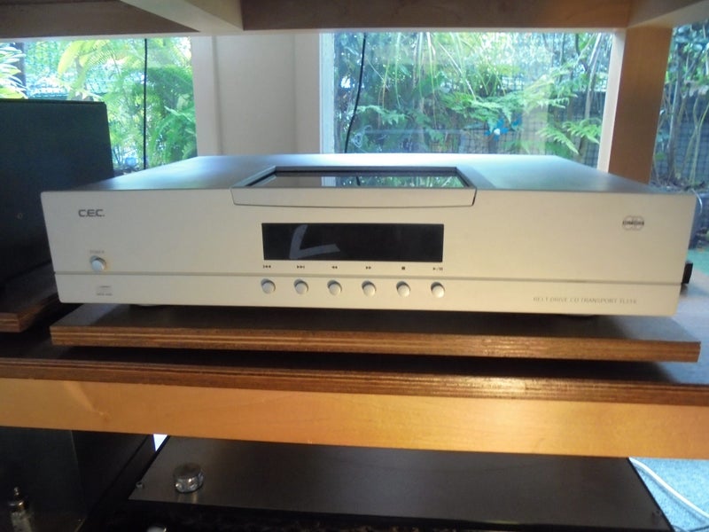 CEC TL51X BELT DRIVE HIGH END CD TRANSPORT WITH NEW LASER AND BELT JUST FITTED Carousel 1
