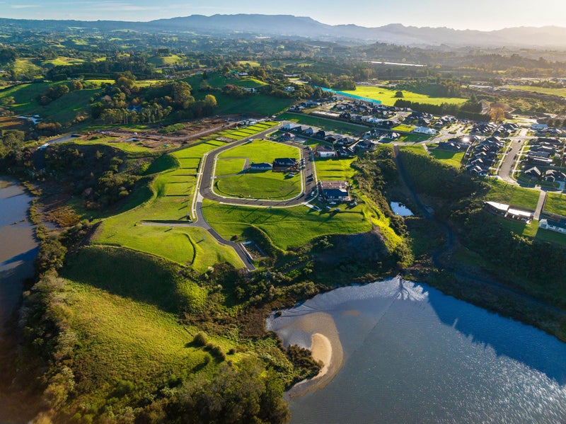 Te Awanui Waters - New builds underway - 35% sold!62863295049730114