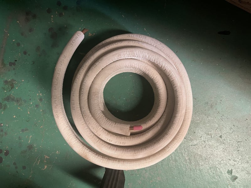 Air conditioning copper pipes (pr) 1/4 &3/8" insulated Carousel 2