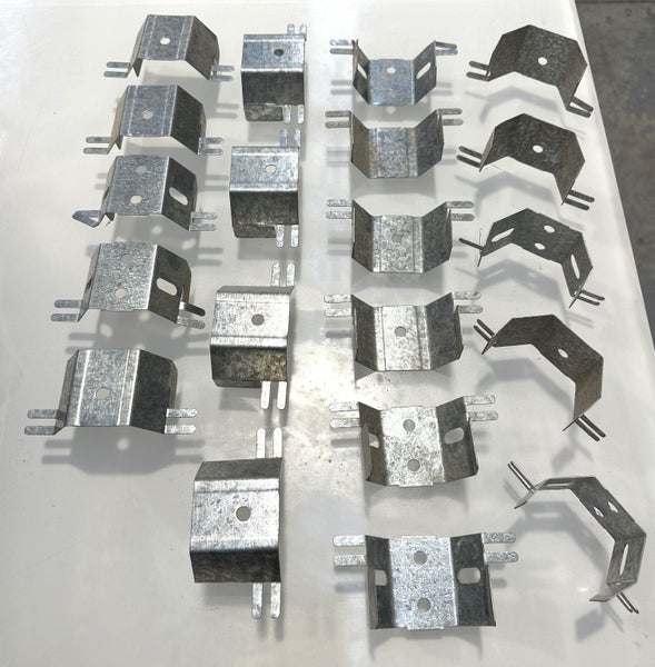 Bulk CB22 Ceiling Batten Clips #1A - $1 Reserve (Box i) Carousel 1