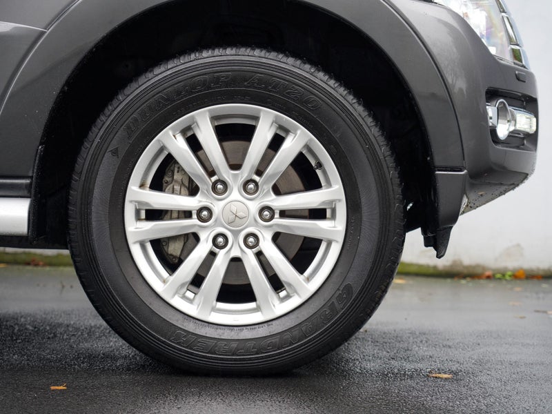 2018 Mitsubishi Pajero Exceed 3.2D 4WD 5AT62864747660289114