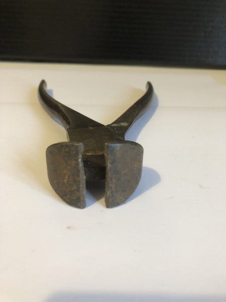 Pincer pliers Carousel 2