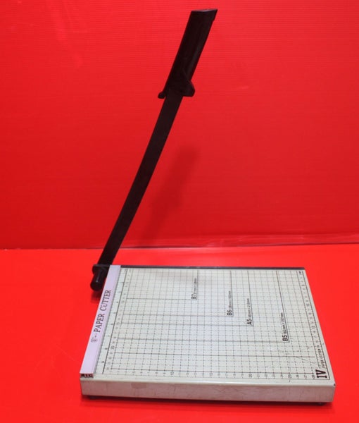 A4 paper cutter Carousel 1