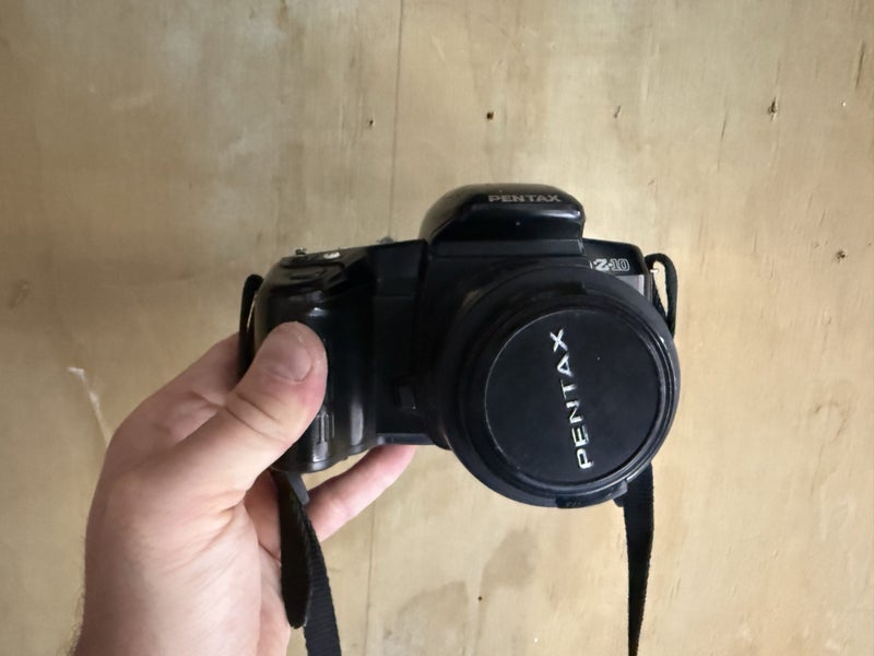 Pentax Z10 / PZ10 Carousel 1