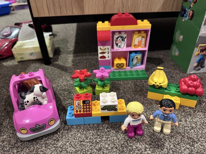 Preloved Lego DUPLO 10546 My First Shop Carousel 1