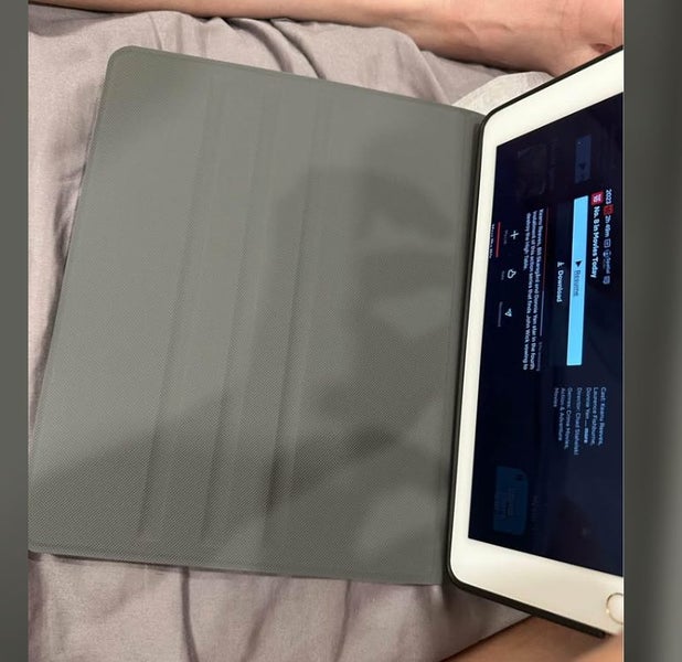 iPad cover Gen 2nd 3rd 4th 9.7 inch (One Piece Canvas) Carousel 2