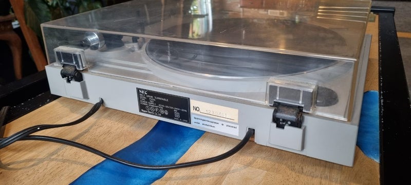 NEC P305E Record Player Carousel 8