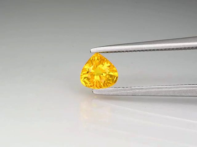 $1 RES * Buy Now $1,199.00 * 0.51ct Pear VS Yellow SAPPHIRE Loose Gemstone Carousel 2