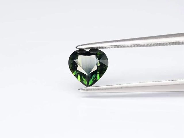 $1 RES * Buy Now $1,299.00 * 0.78ct AUSTRALIAN Heart Sapphire Loose Gemstone Carousel 2