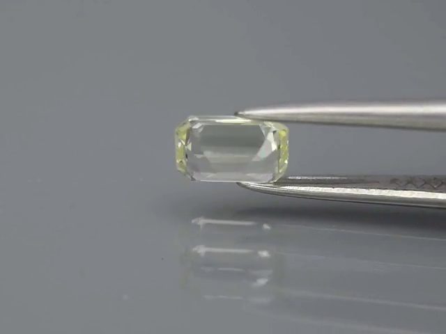 $1 RES * Buy Now $1,199.00 * 0.58ct Green Octagon VS Sapphire Loose Gemstone Carousel 2