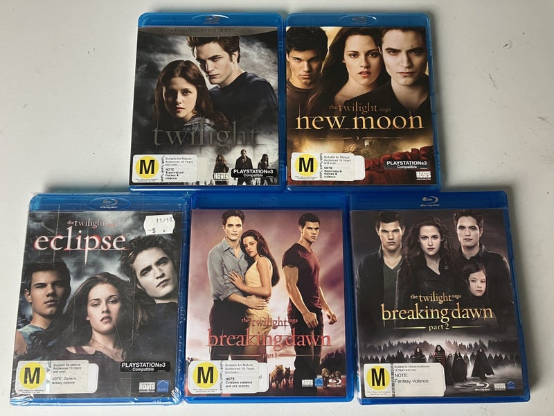 Twilight Complete Saga Blu Ray Carousel 1