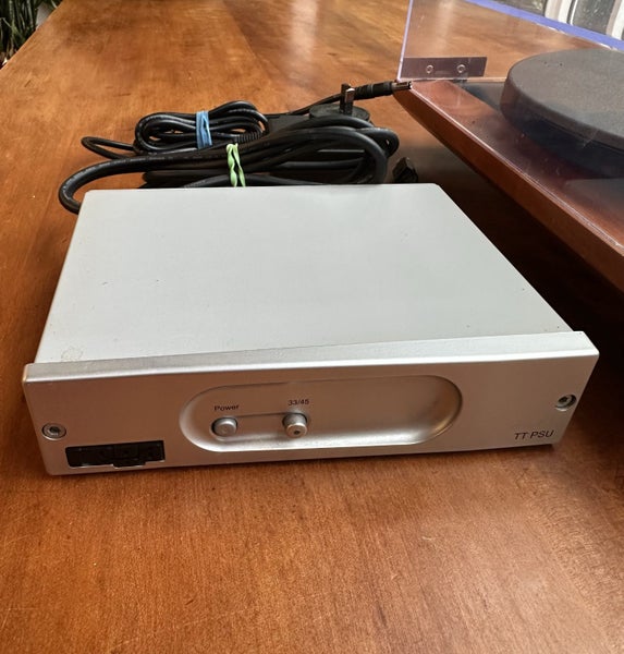 Rega P5 / RB700 / Elys / TTPSU / Boston Audio mat Carousel 2