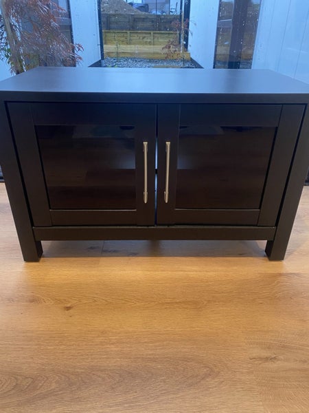 TV Cabinet Carousel 2