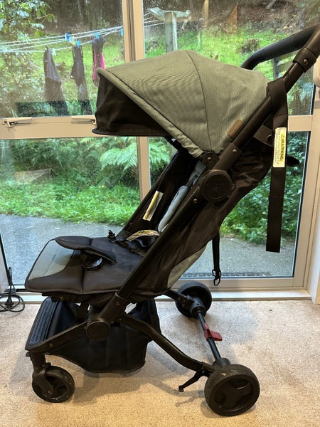 Edward & Co Otto Travel Stroller Carousel 1