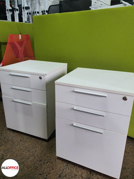White office mobile / Cubit Office mobile RRP $300 +++ Carousel 2
