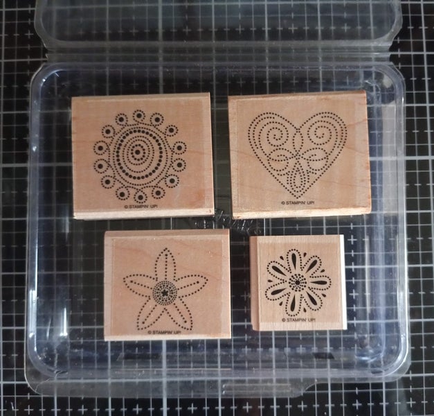 STAMPIN UP: WOOD-MOUNT STAMPS: POLKA DOT PUNCHES Carousel 1