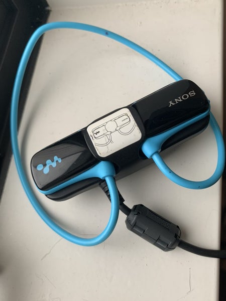 Sony W Series Waterproof MP3 4GB Walkman (Blue) Carousel 6