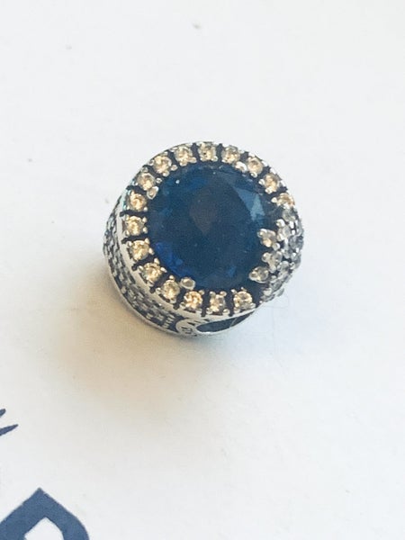 Pandora Dazzling Snowflake Charm with Blue Crystal - RETIRED62863852823811111