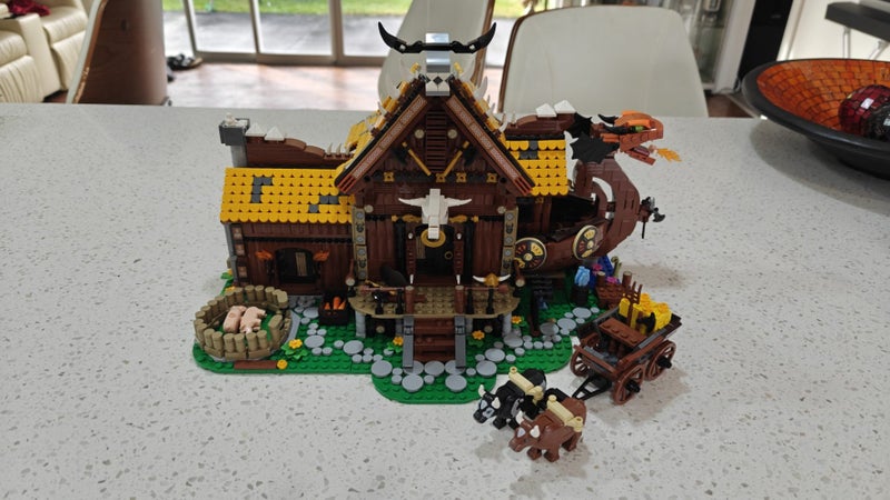 The Viking House Blocks As New 3129 pcs What a Deal Product Code is 033051 Carousel 4