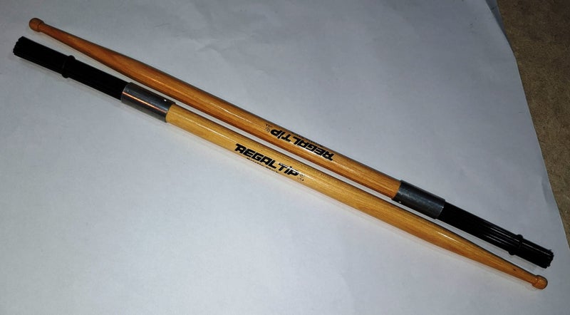 Drum Metal brushes Retractable Carousel 1