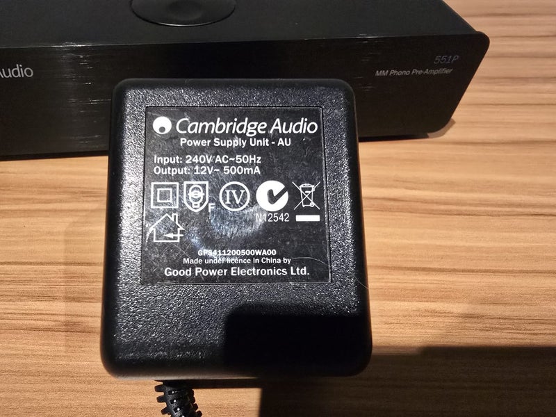 Cambridge Audio 551P MM Phono Pre-amplifier Carousel 9