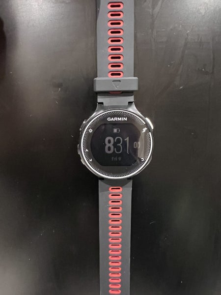 Garmin Forerunner 230 - black (like new) Carousel 4