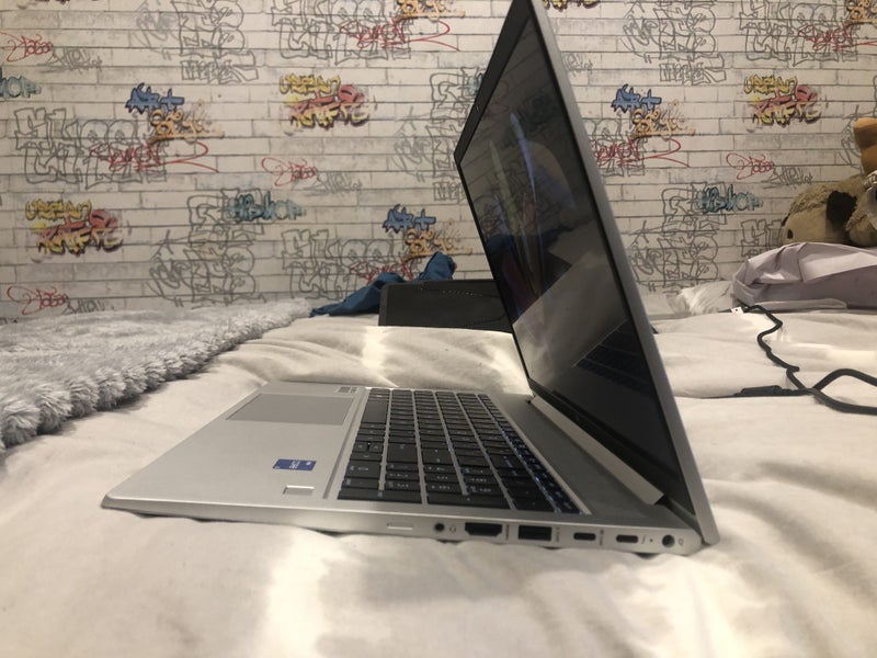 HP Elitebook 650 G10, 15.6", Intel Core I5-1335U, 24GB DDR4, 772GB Storage.62863848236419111