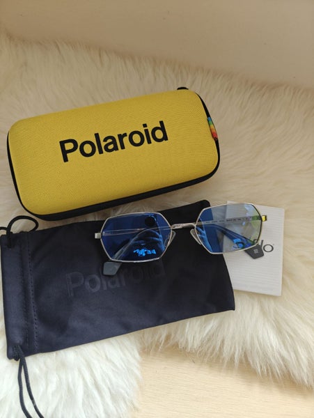 Polaroid 6068/S Polarised Sunglasses Ex-Stock Carousel 1