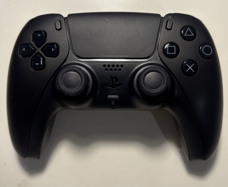 PS5 DualSense Controller (Black) Carousel 1