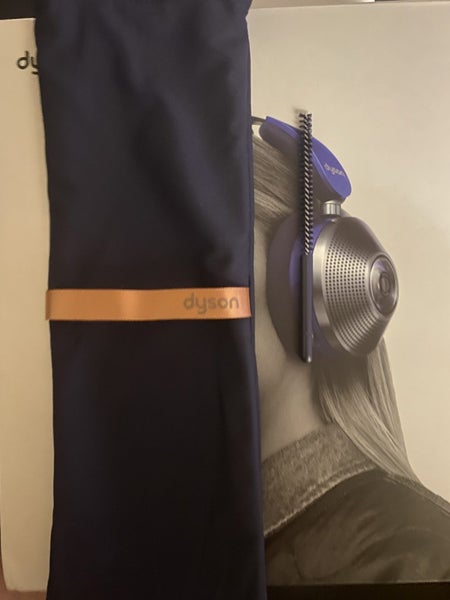*NEAR NEW* Dyson - Zone air purifying headphones!! Carousel 6