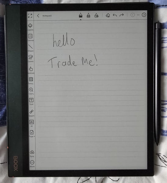 Boox Note Air 2 Plus with case and Pro pen Carousel 2