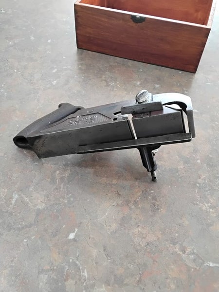 Beautiful antique Stanley no 78 rebate plane with all the bits.& Wooden box Carousel 11
