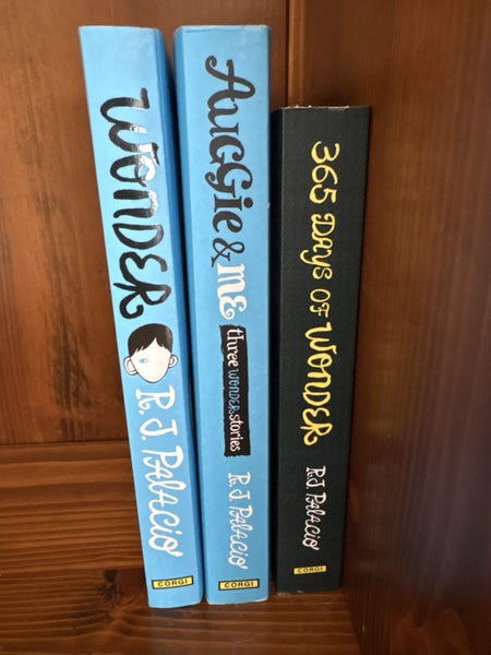 R.J Palacio books Carousel 1