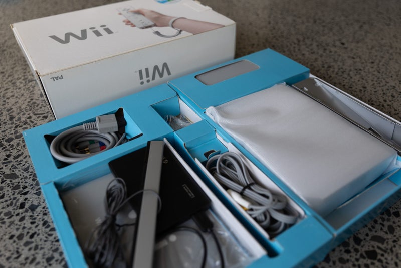 Nintendo Wii Console - 14 Games! - Modified Carousel 1