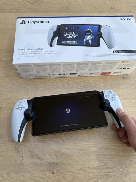 PlayStation Portal - Perfect condition Carousel 4