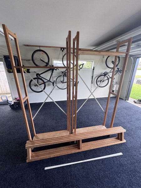 Lundia Shelving Carousel 1
