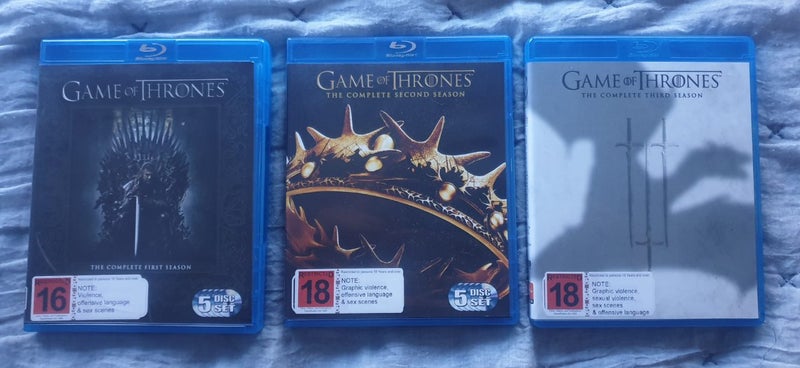 GAME OF THRONES SEASONS 1-3 BLU-RAY Carousel 1