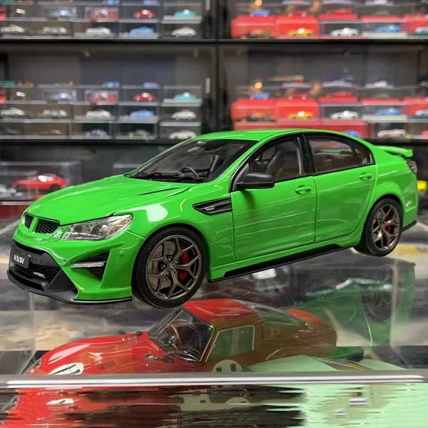 Alloy fully open Biante 1:18 Holden HSV GTSR car model Carousel 1