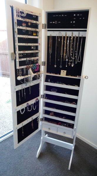 Upright Jewellery Cabinet Carousel 1
