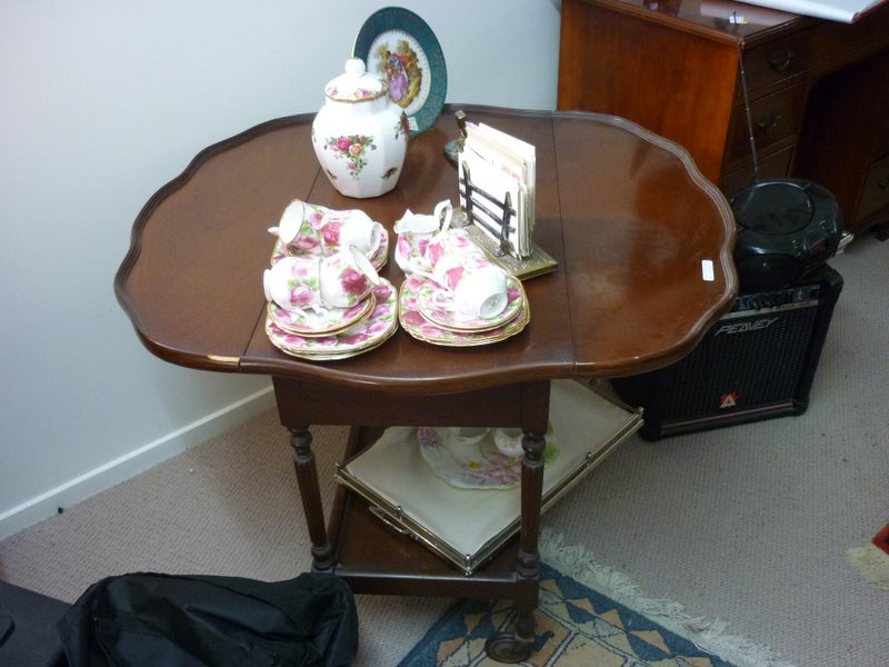 TEA TROLLEY .DROP LEAF .PIECRUST EDGE . ON CASTERS.1 DRAWER Carousel 1