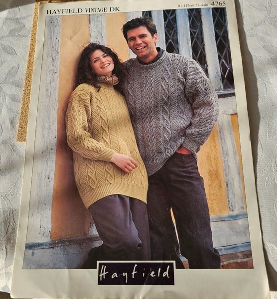 Vintage Hayfield Ladies and Mens Aran Jumper DK Carousel 1