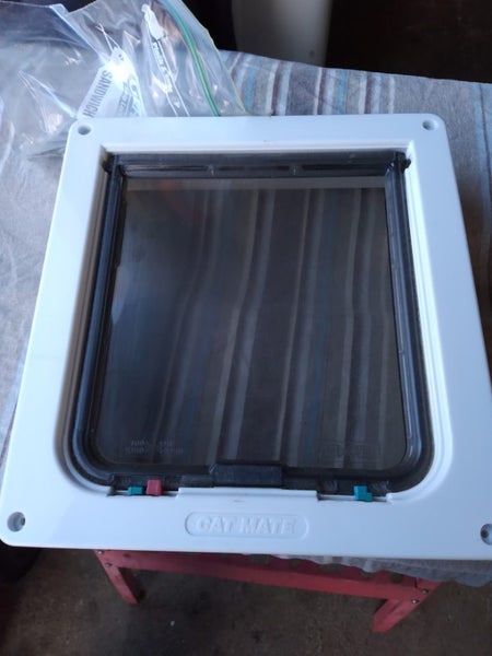 Cat flap Carousel 1