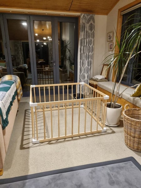 Playpen NEW Carousel 1