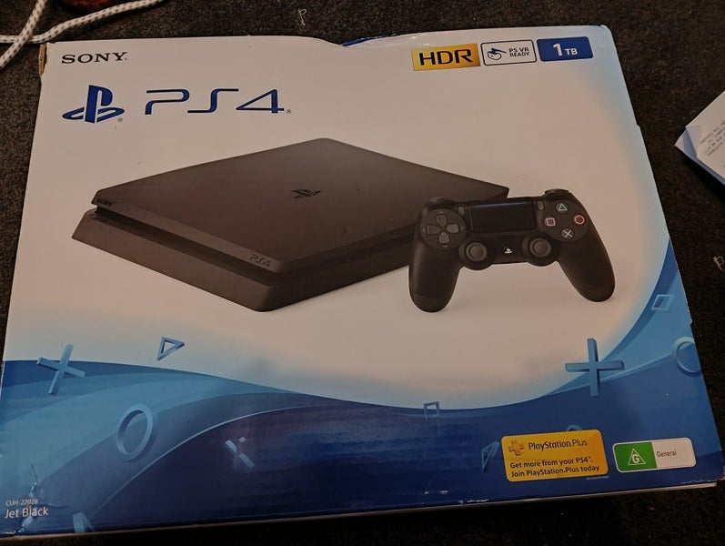 Playstation 4 (PS4 1 TB) Carousel 1