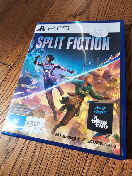 Split Fiction (PS5) - Disc Carousel 1