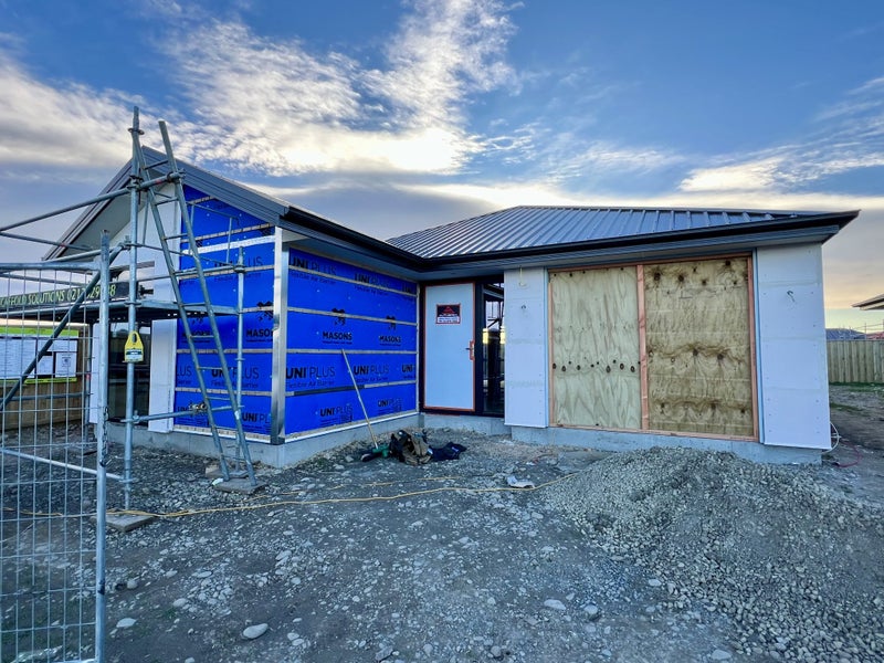 Image 1 of 10