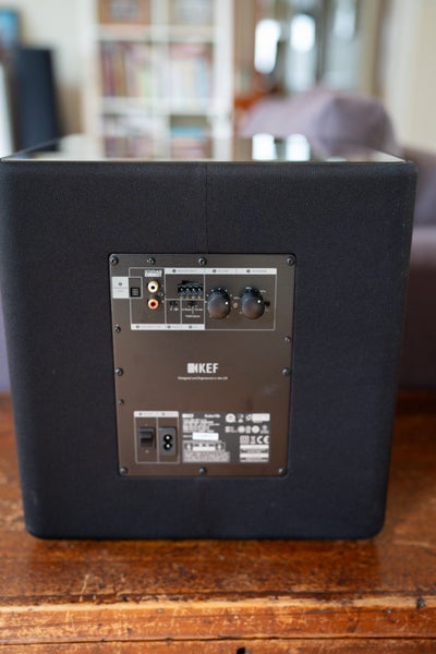Kef Kube 10b Subwoofer Carousel 1