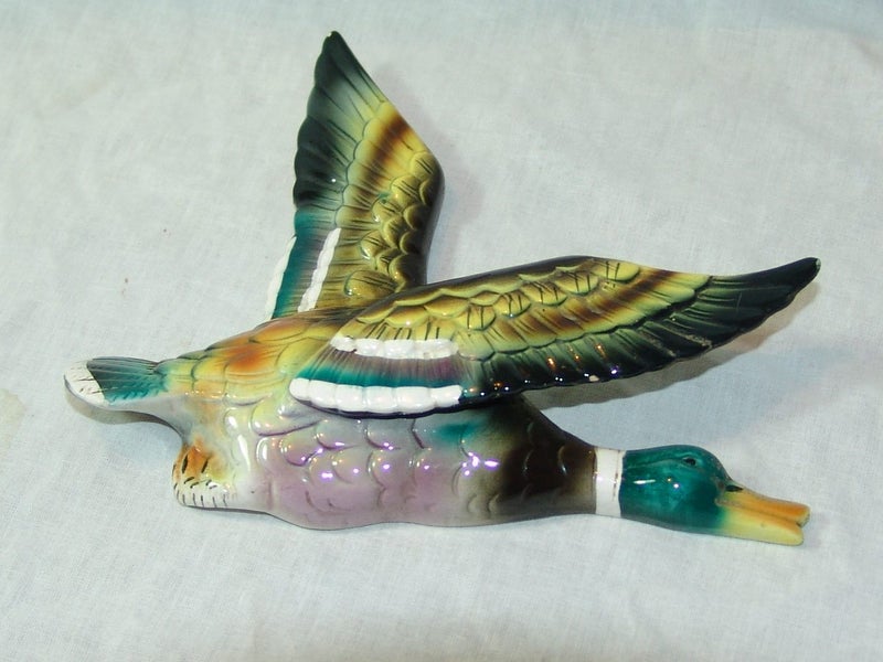$1 Clearance - Ceramic Flying Mallard Duck Carousel 1