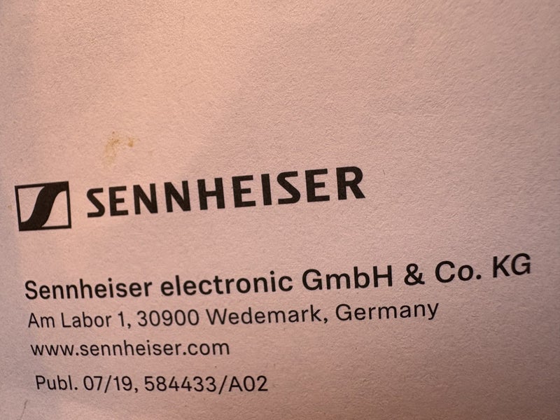 SENNHEISER WIRELESS HEADPHONES Carousel 2